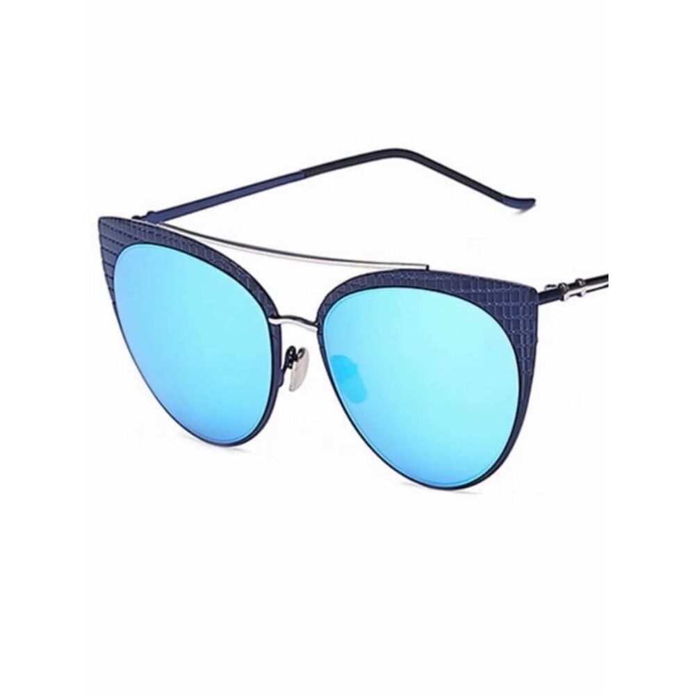 OwlāBlue Frame Cat-Eye & Blue Mirrored Lenses Sunglasses UV Protection NWT